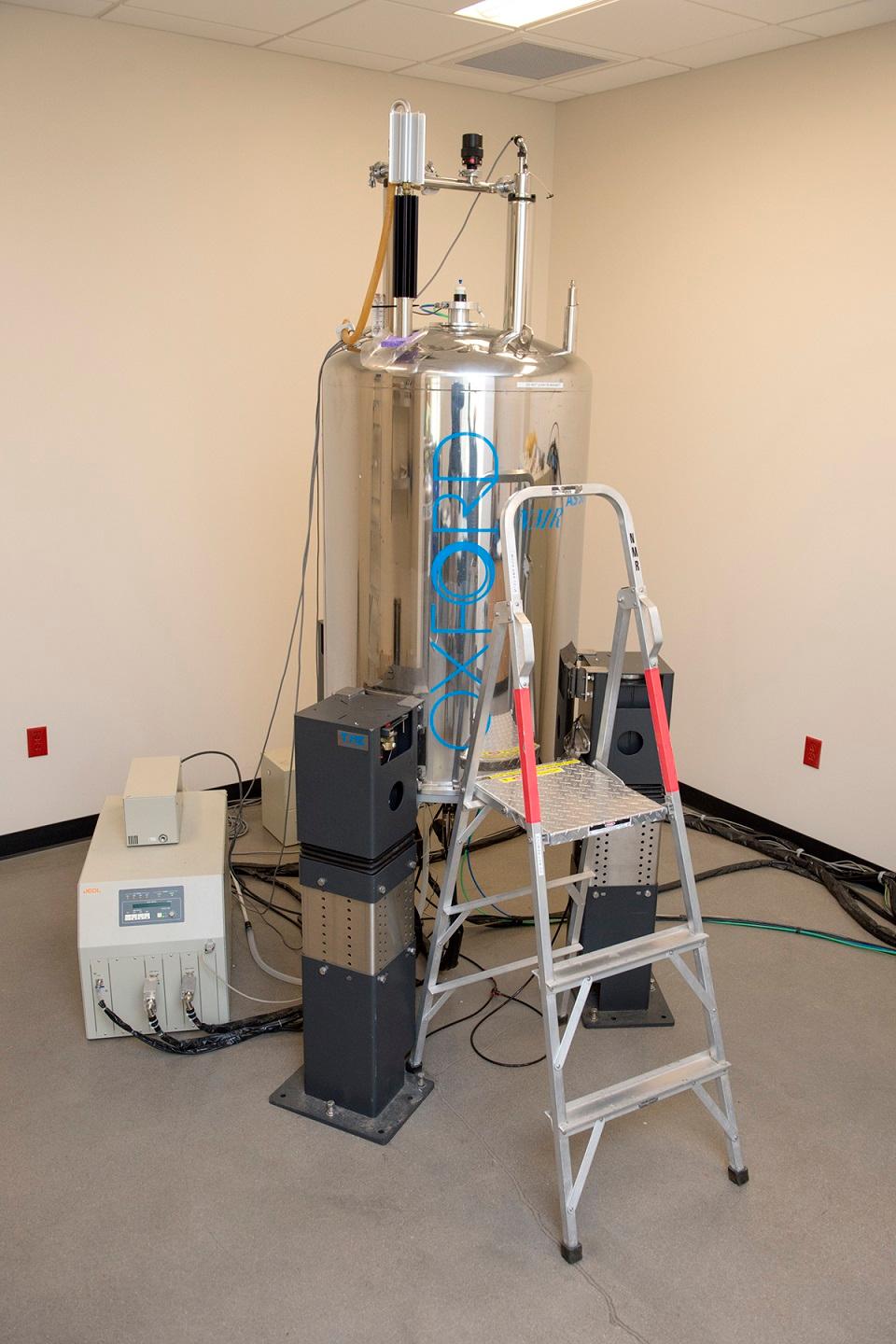 Major Equipment Images – Department of Chemistry